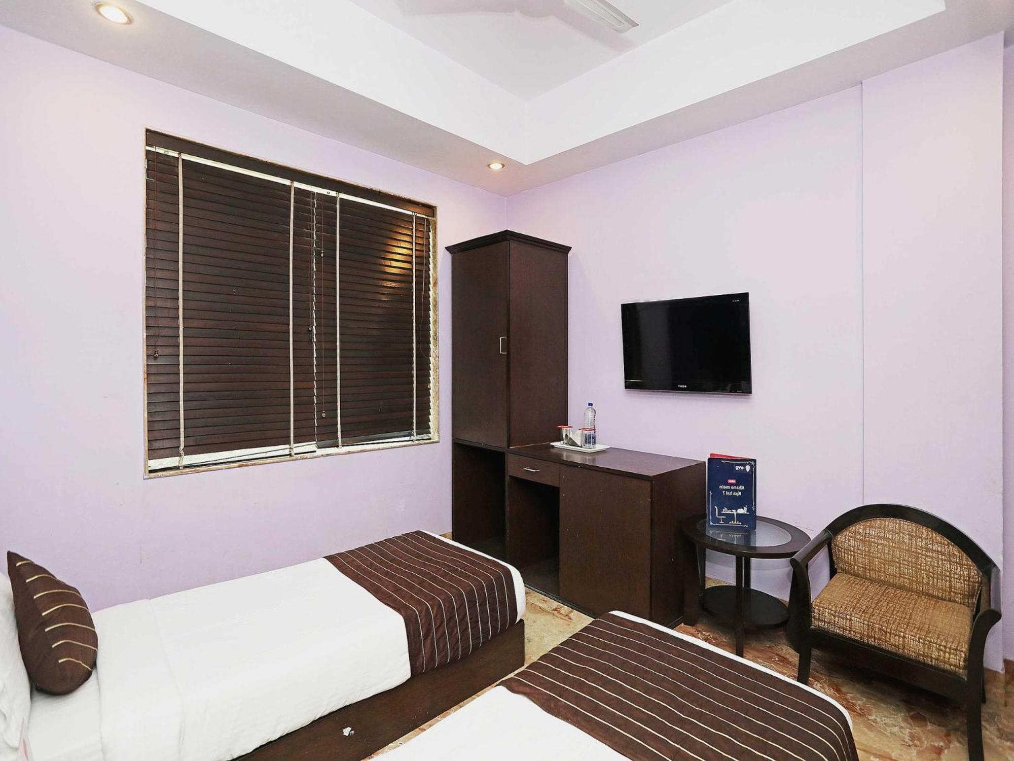 Hotel O Vedas Heritage Дели Экстерьер фото