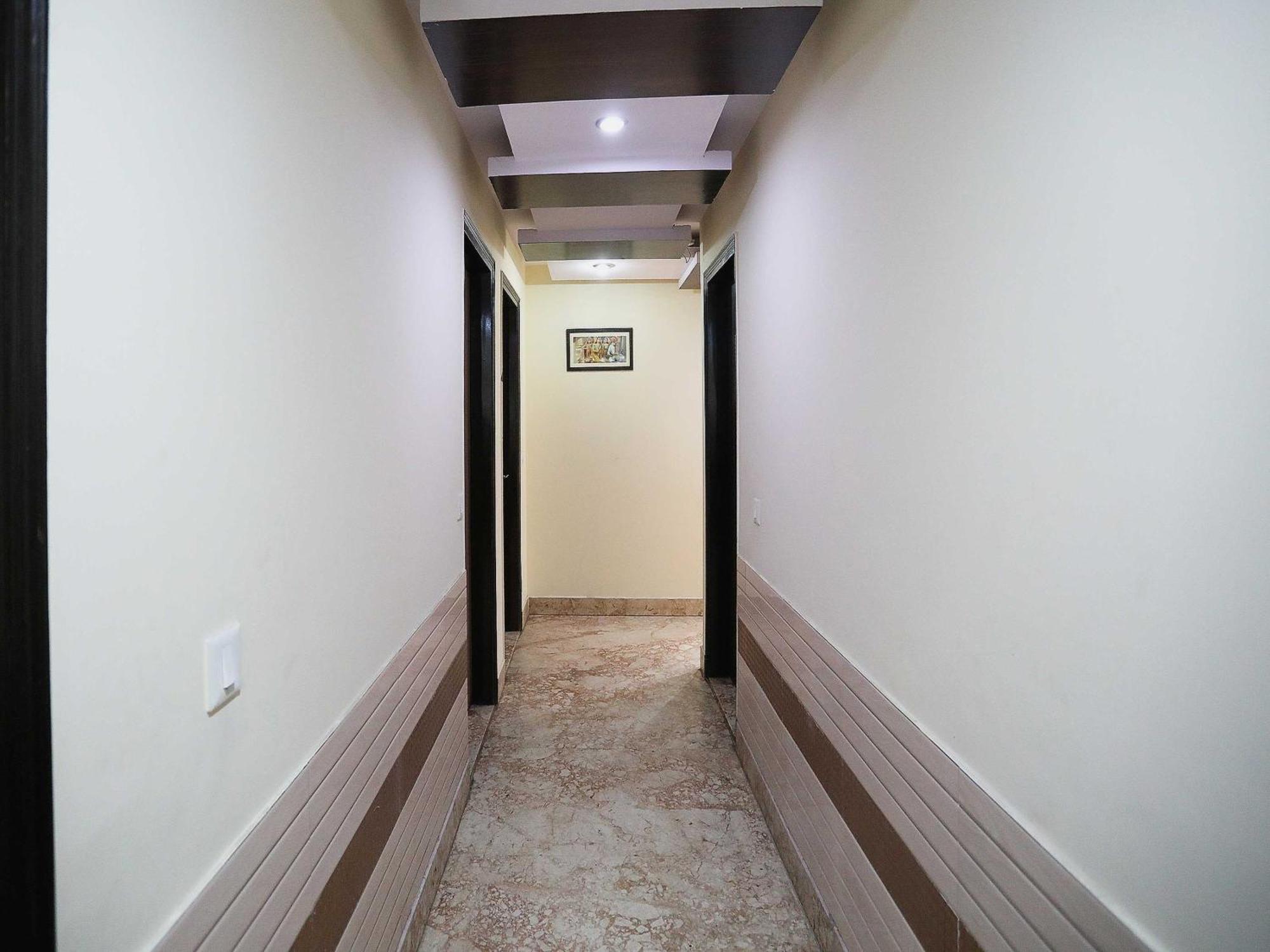 Hotel O Vedas Heritage Дели Экстерьер фото
