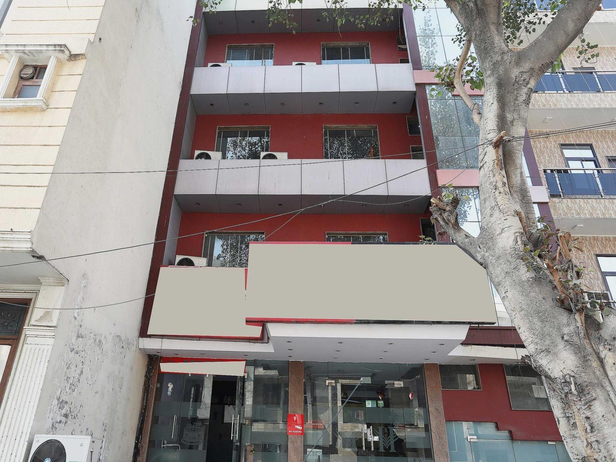 Hotel O Vedas Heritage Дели Экстерьер фото