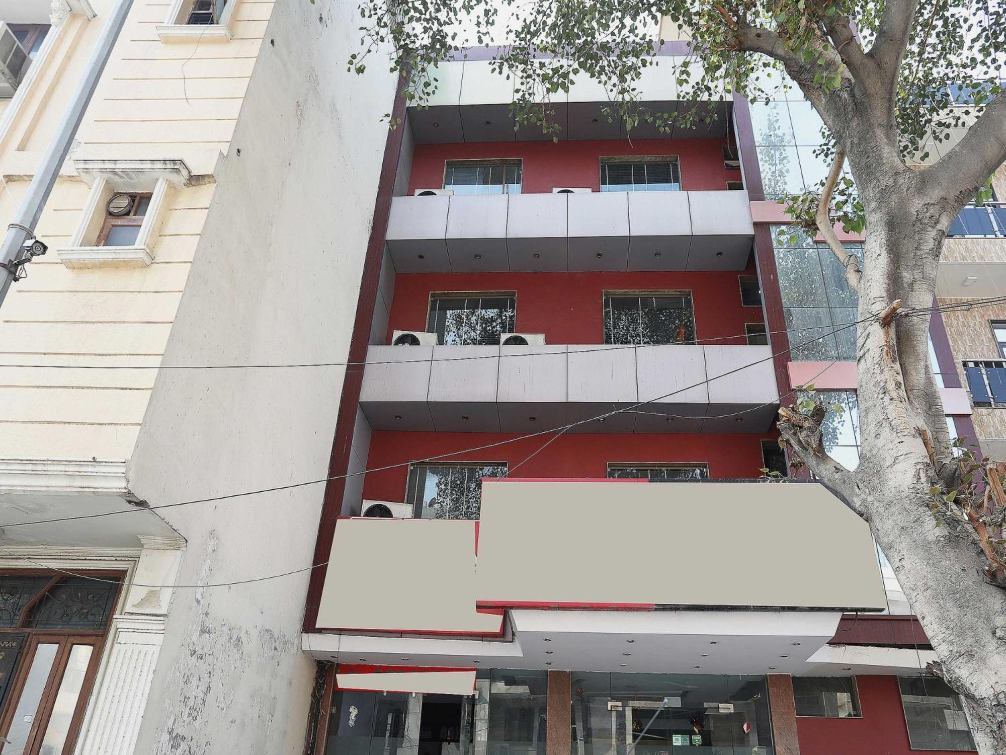 Hotel O Vedas Heritage Дели Экстерьер фото