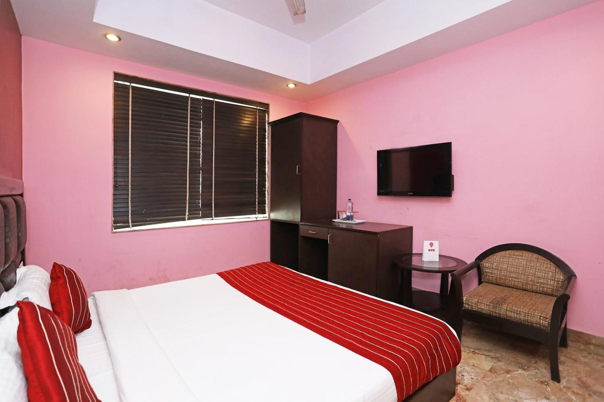 Hotel O Vedas Heritage Дели Экстерьер фото