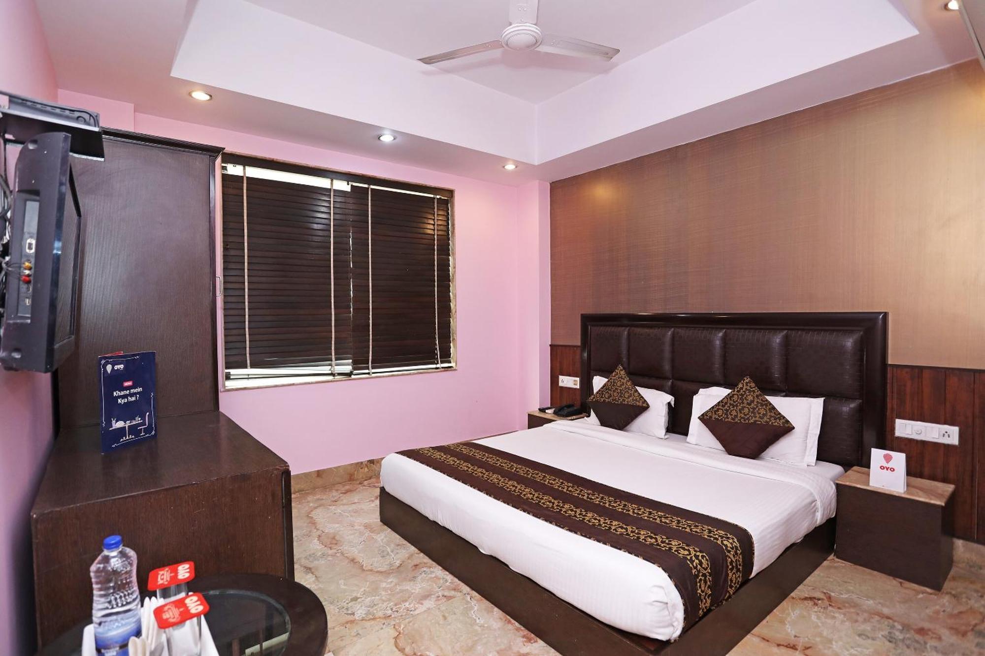 Hotel O Vedas Heritage Дели Экстерьер фото
